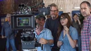 Zooey Deschanel talks about being the new director on <i>New Girl</i>